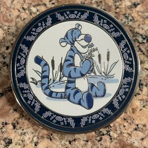 Tigger Ceramic Tonal Floral China Plate Mystery Blind Pooh Loungefly Disney Pin
